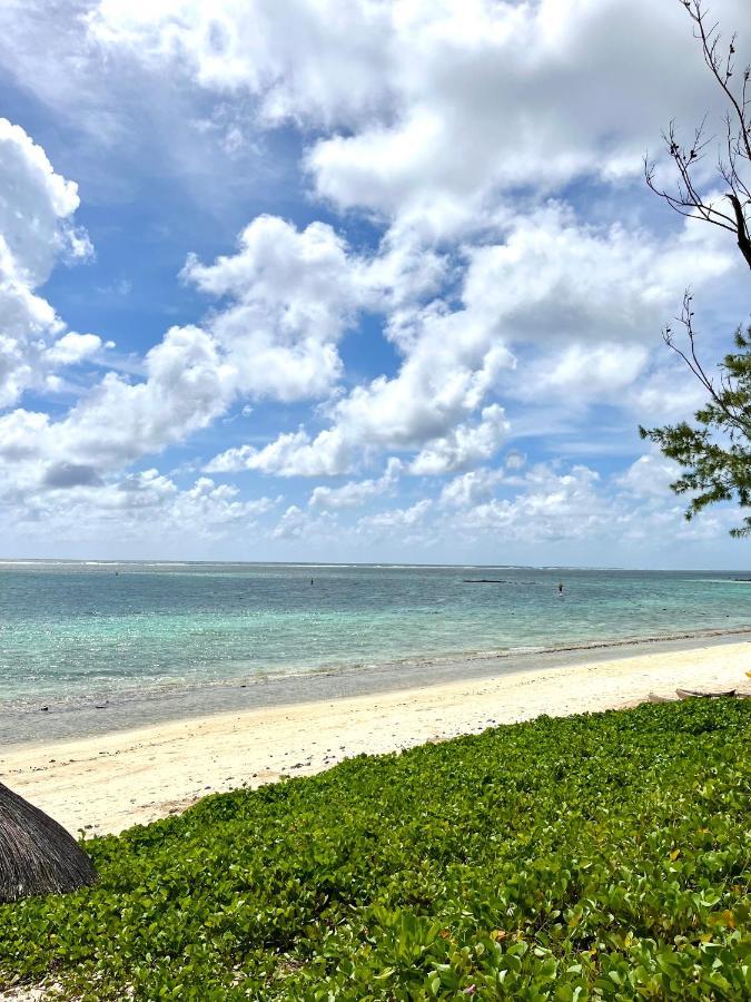 Tropical Beachfront अपार्टमेंट Belle Mare